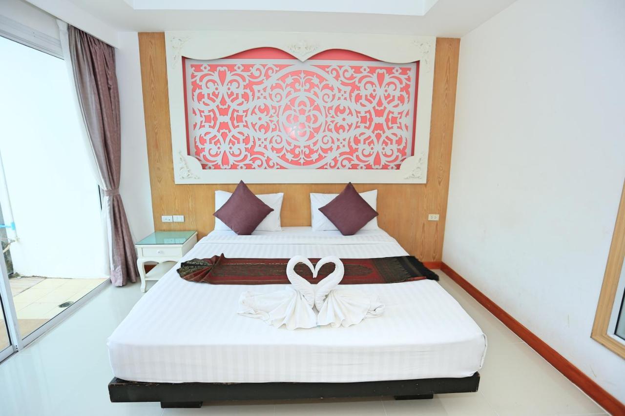 Lucky Sun Patong Hotel Exterior photo